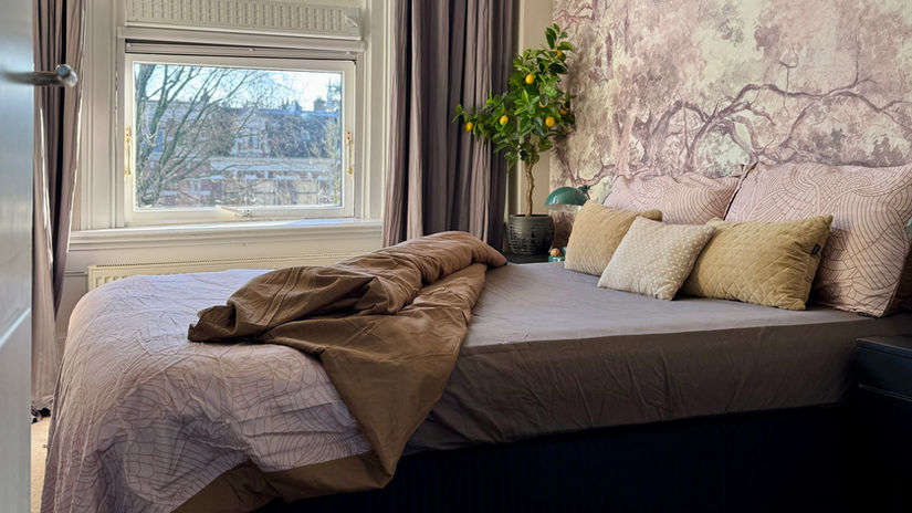 Peel-And-Stick Wallpaper